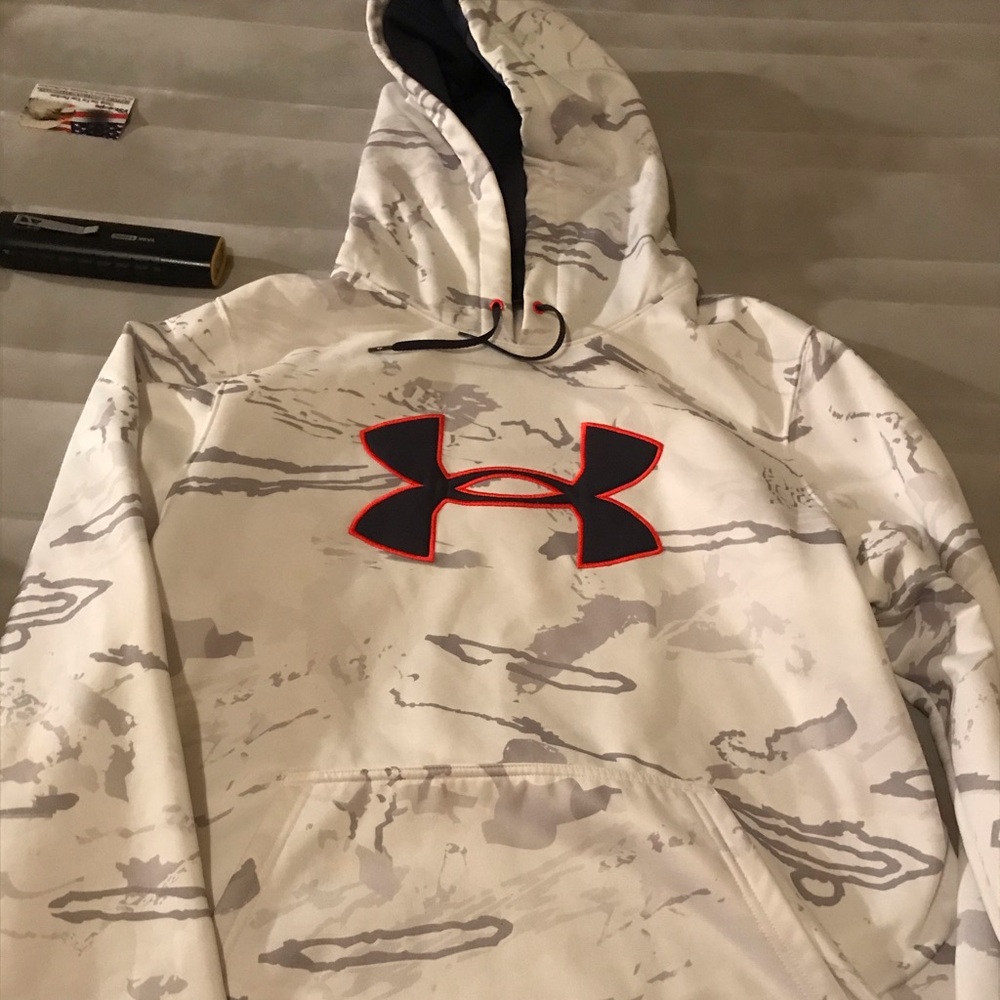 Men’s Under Armor Hoodie
